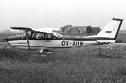 OY-AHW at Odense-Beldringe (EKOD)