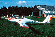 OY-XMI at Vesthimmerland-Års (EKVH)