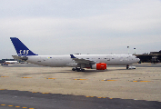 OY-KBN at Newark (EWR)