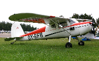 OY-EFB at Stauning (EKVJ)